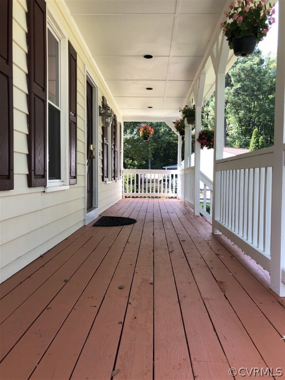 10401 Tamworth Road Chesterfield, VA 23832 - Photo 6 of 28 Porch