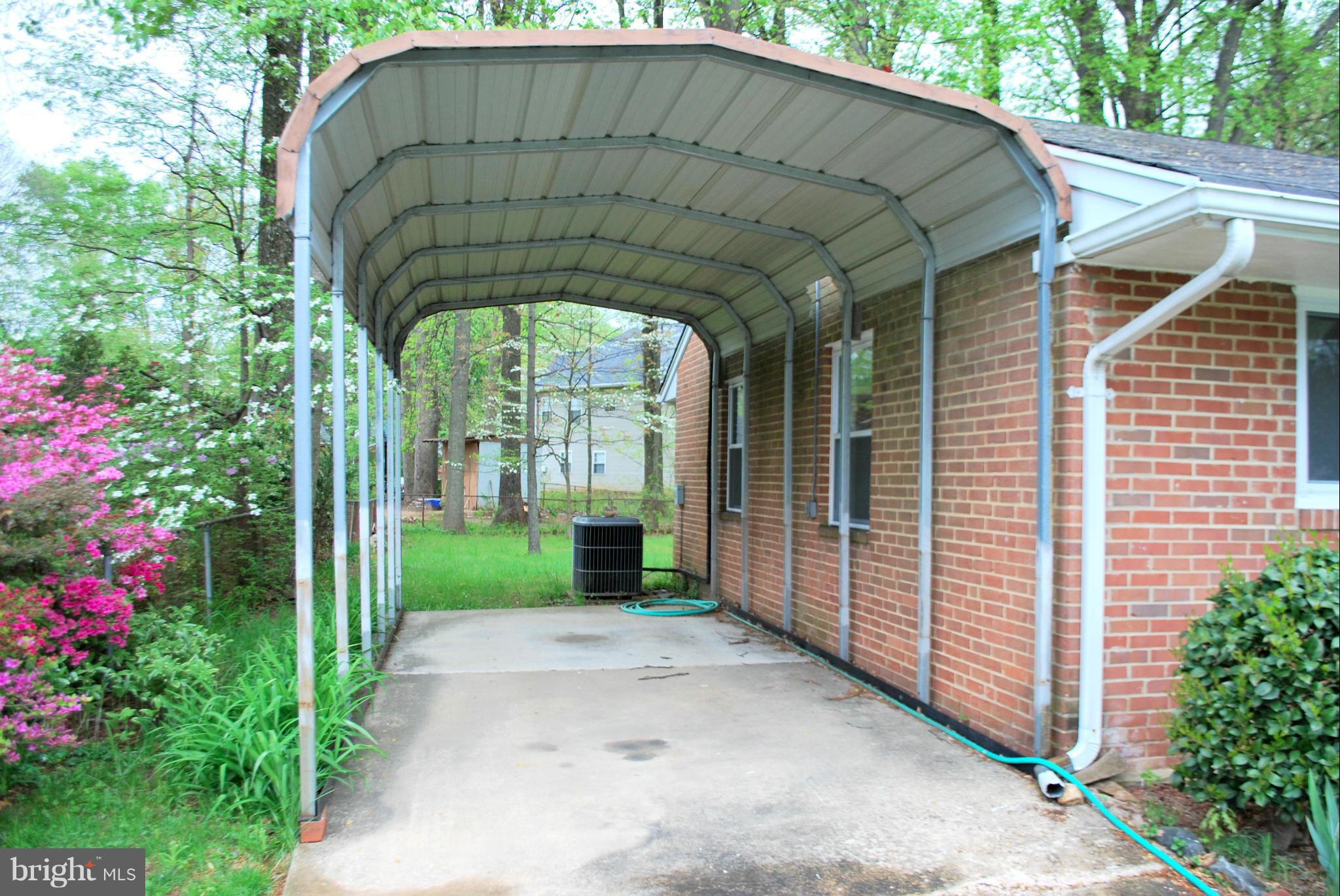 5536 Belfast Place Springfield, VA 22151 - Photo 8 of 30 2nd Carport