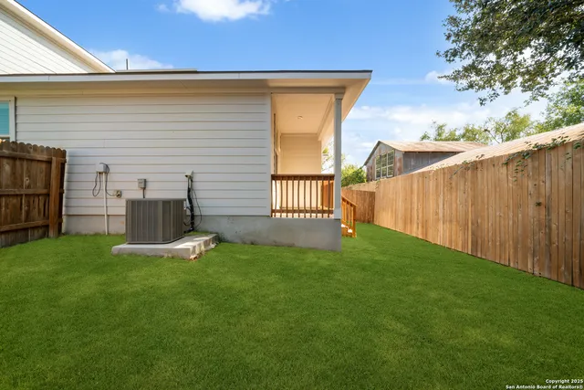 $1,750 | 236 Joseph Circle, Cibolo, TX 78108