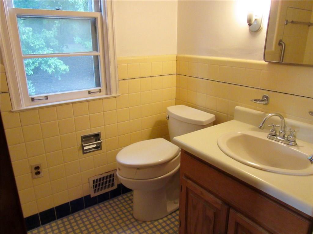 4728 Baptist Road Whitehall, PA 15227 - Photo 18 of 24 Gallery Image 18
