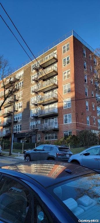 87-05 166th Street, Unit 4G Queens, NY 11432 - Photo 9 of 10 a front view of a building