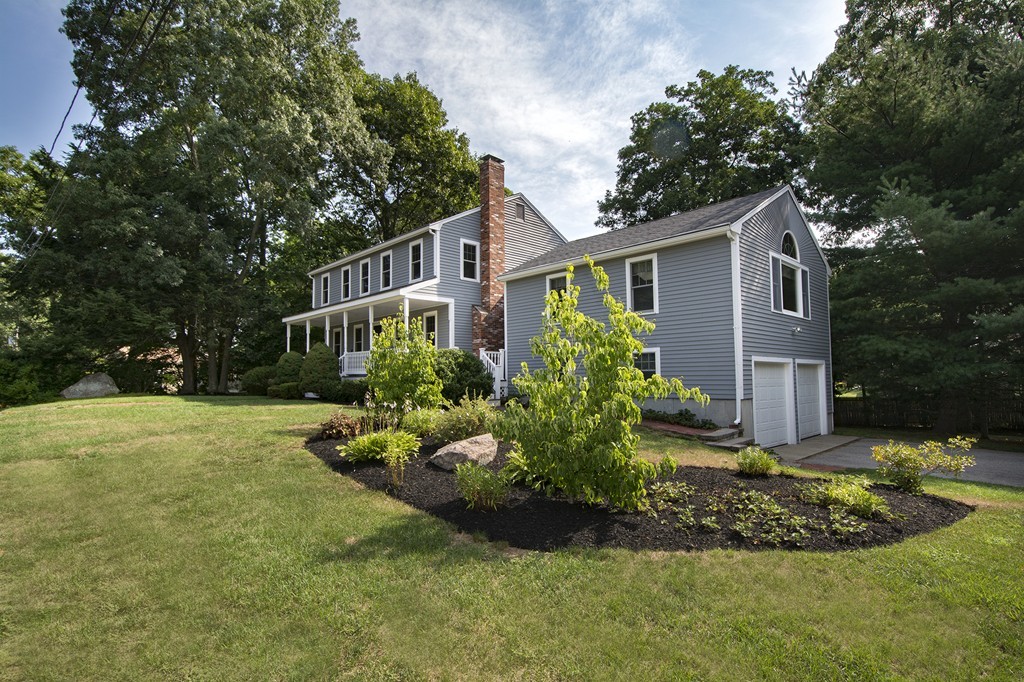 44 Goodrow Road Weymouth, MA 02188 - Photo 2 of 17 Gallery Image 2
