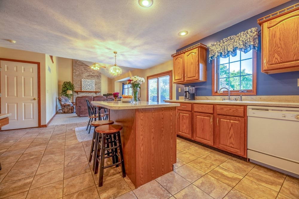 1125 North Moran Road Trivoli, IL 61569 - Photo 15 of 49
