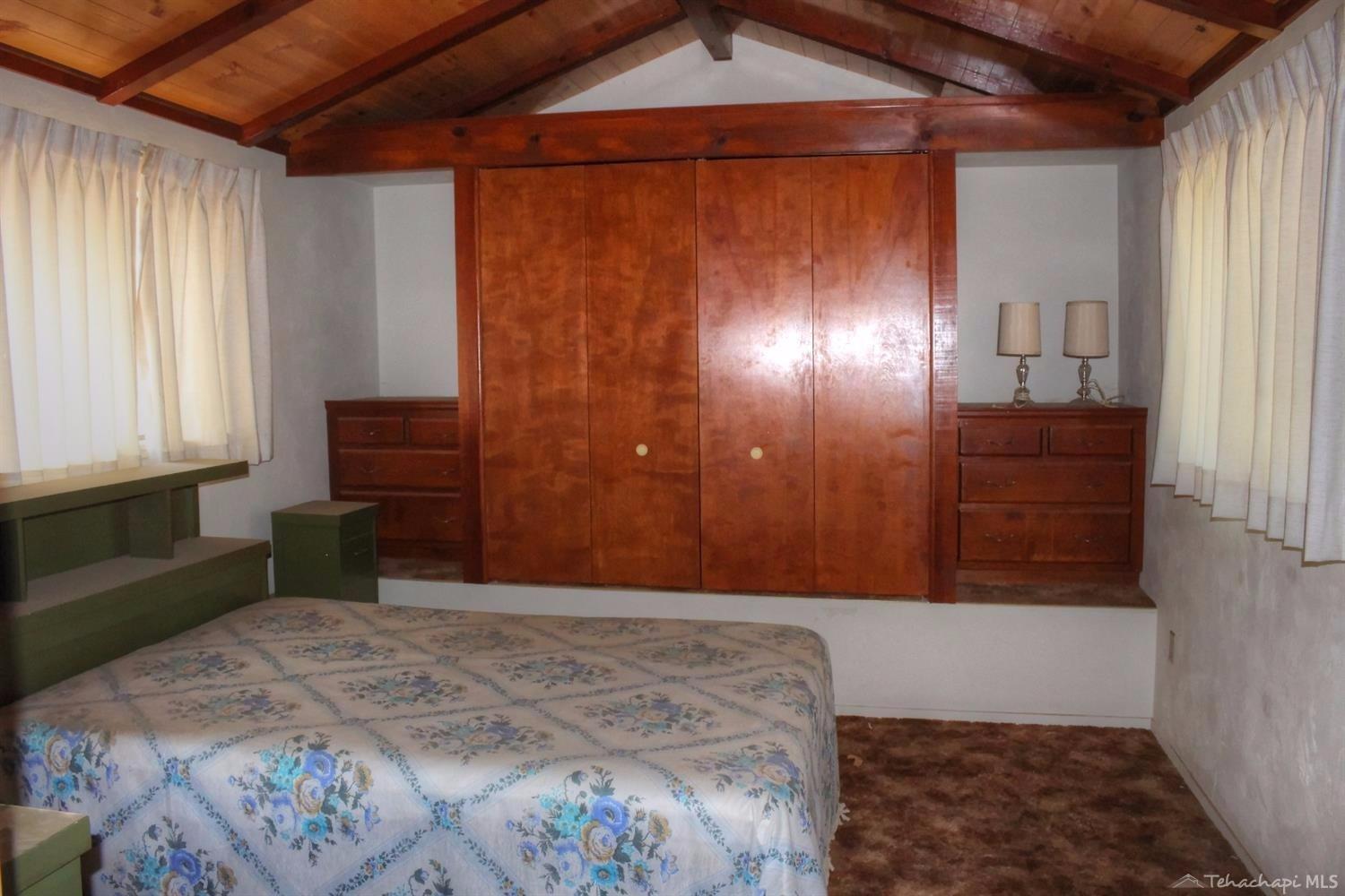 27350 Cumberland Road Tehachapi, CA 93561 - Photo 48 of 57 guest apartment over garage 2 (permitted?)