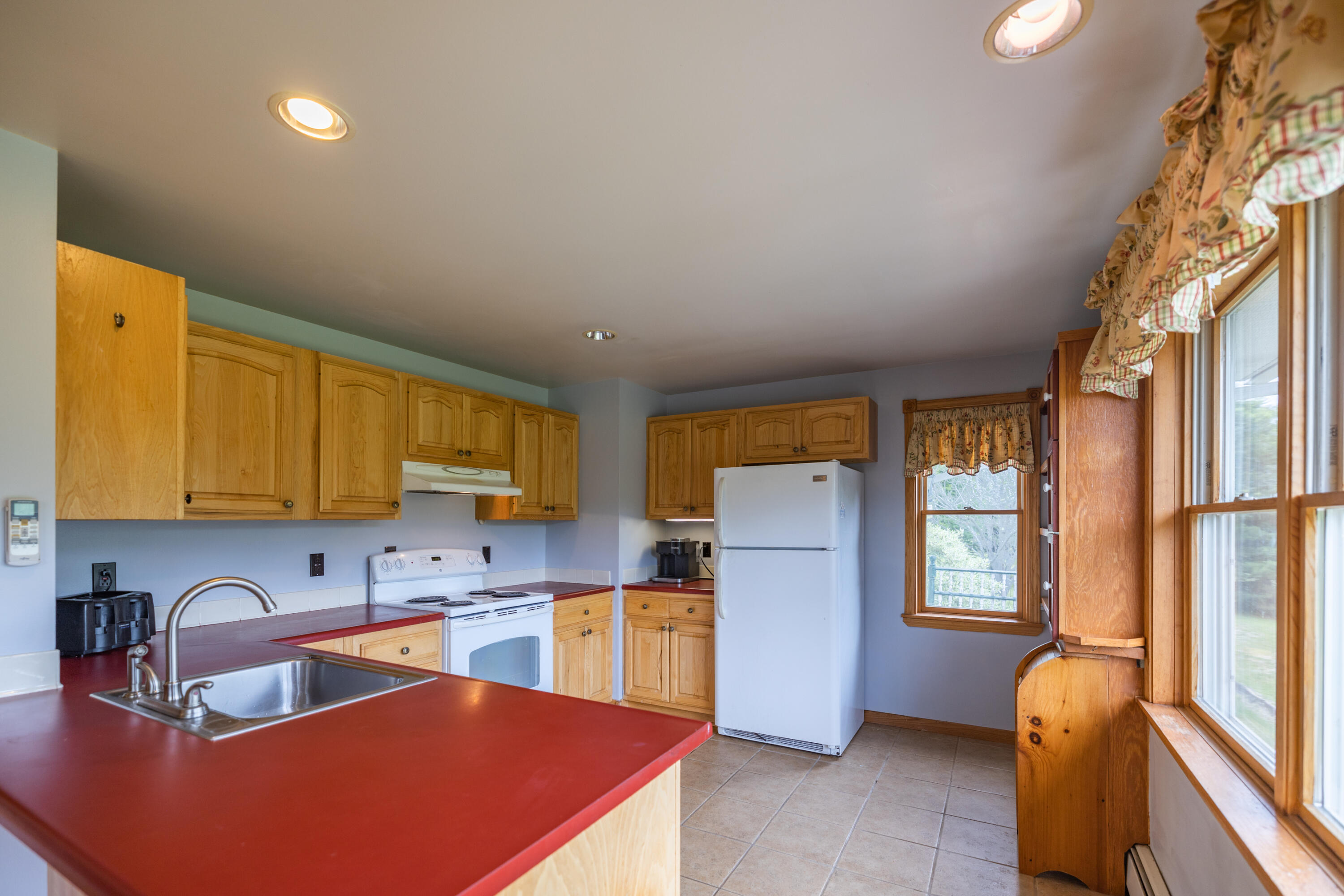 671 Augusta Road Belgrade, ME 04917 - Photo 17 of 33 6I3A4626-HDR