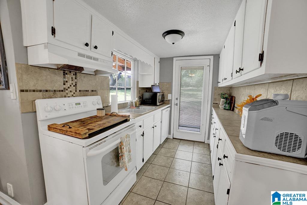 1904 Self Street Northeast Leeds, AL 35094 - Photo 8 of 20
