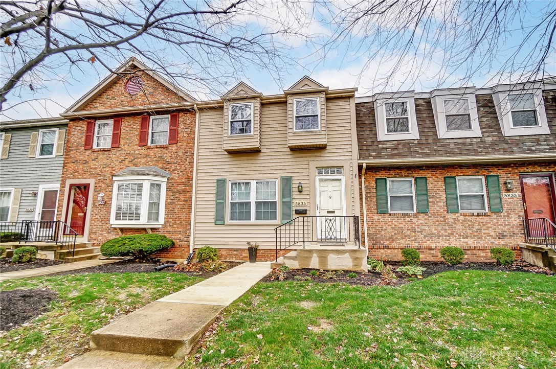 5835 Overbrooke Road Centerville, OH 45440 - Photo 2 of 32 Gallery Image 2