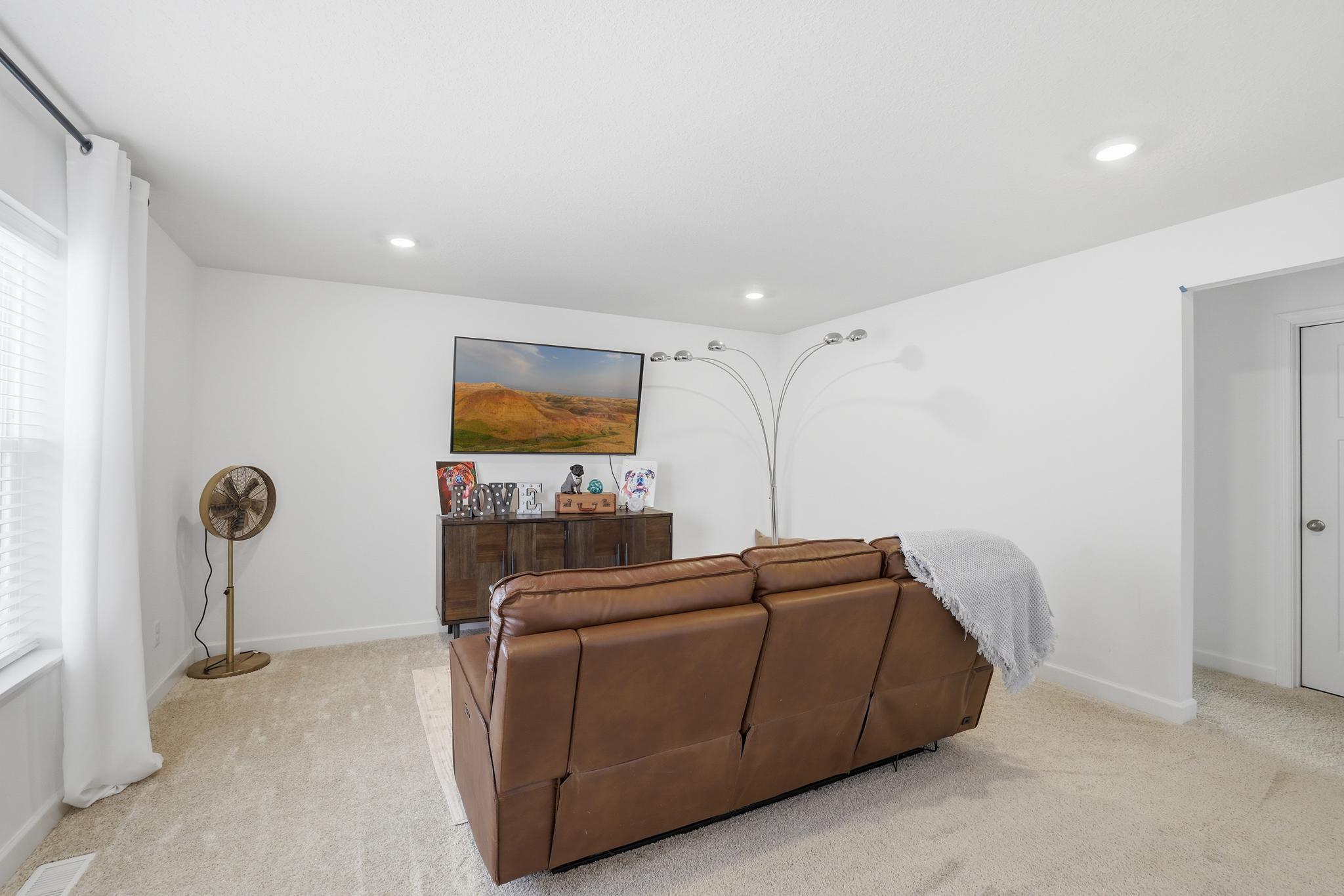 10644 Hinton Avenue South Cottage Grove, MN 55016 - Photo 14 of 25