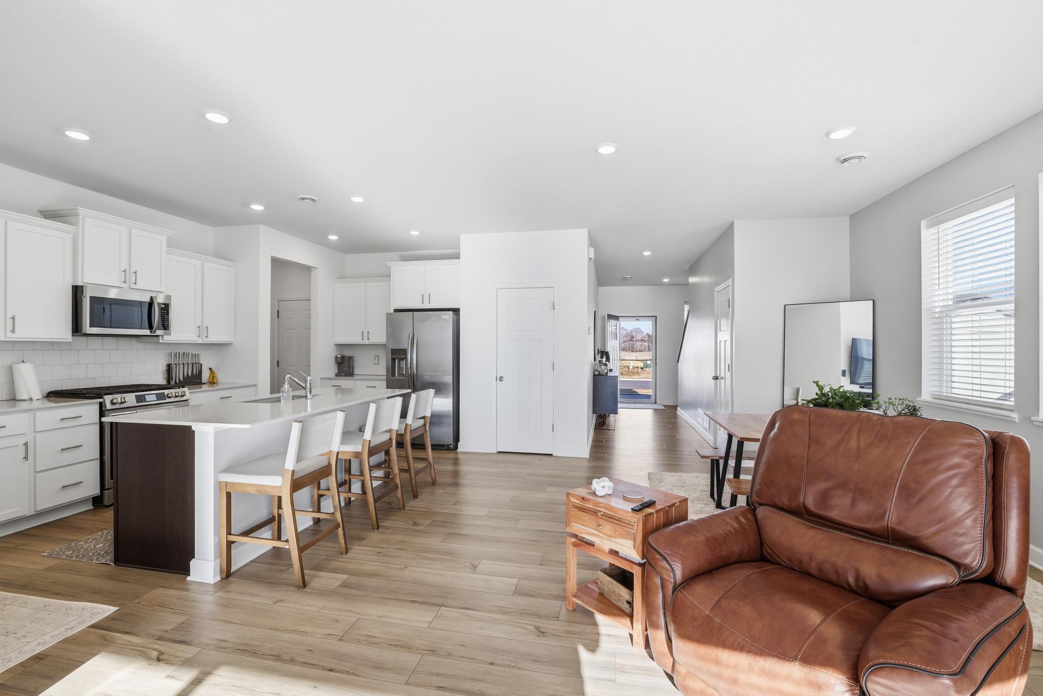 10644 Hinton Avenue South Cottage Grove, MN 55016 - Photo 2 of 25