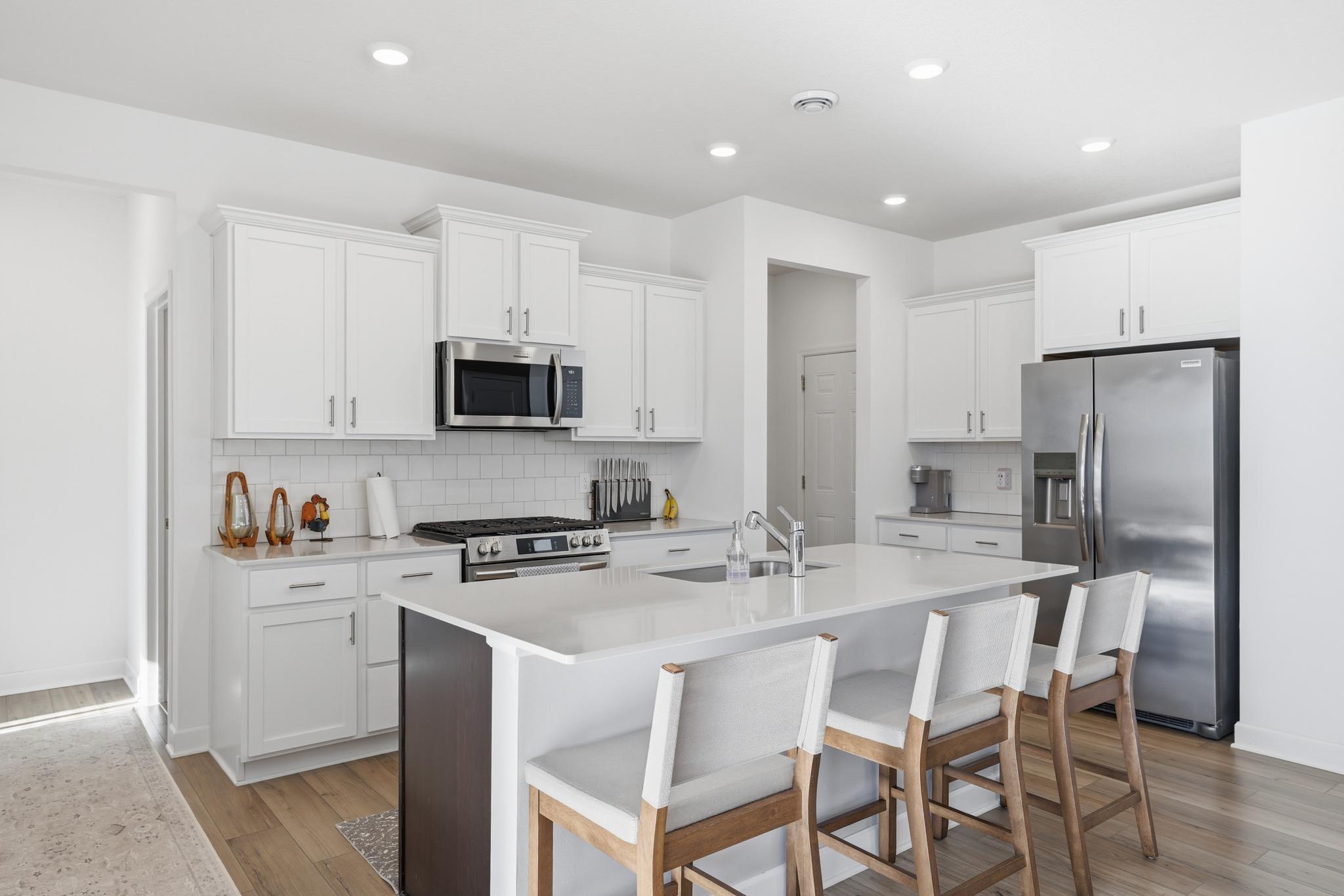 10644 Hinton Avenue South Cottage Grove, MN 55016 - Photo 5 of 25