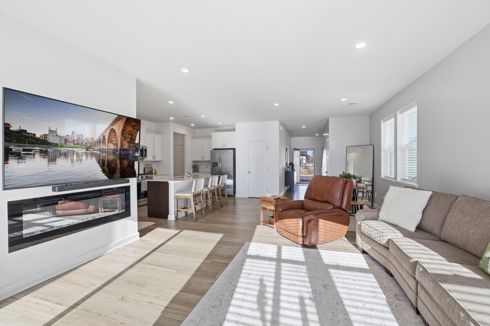 10644 Hinton Avenue South Cottage Grove, MN 55016 - Photo 9 of 25