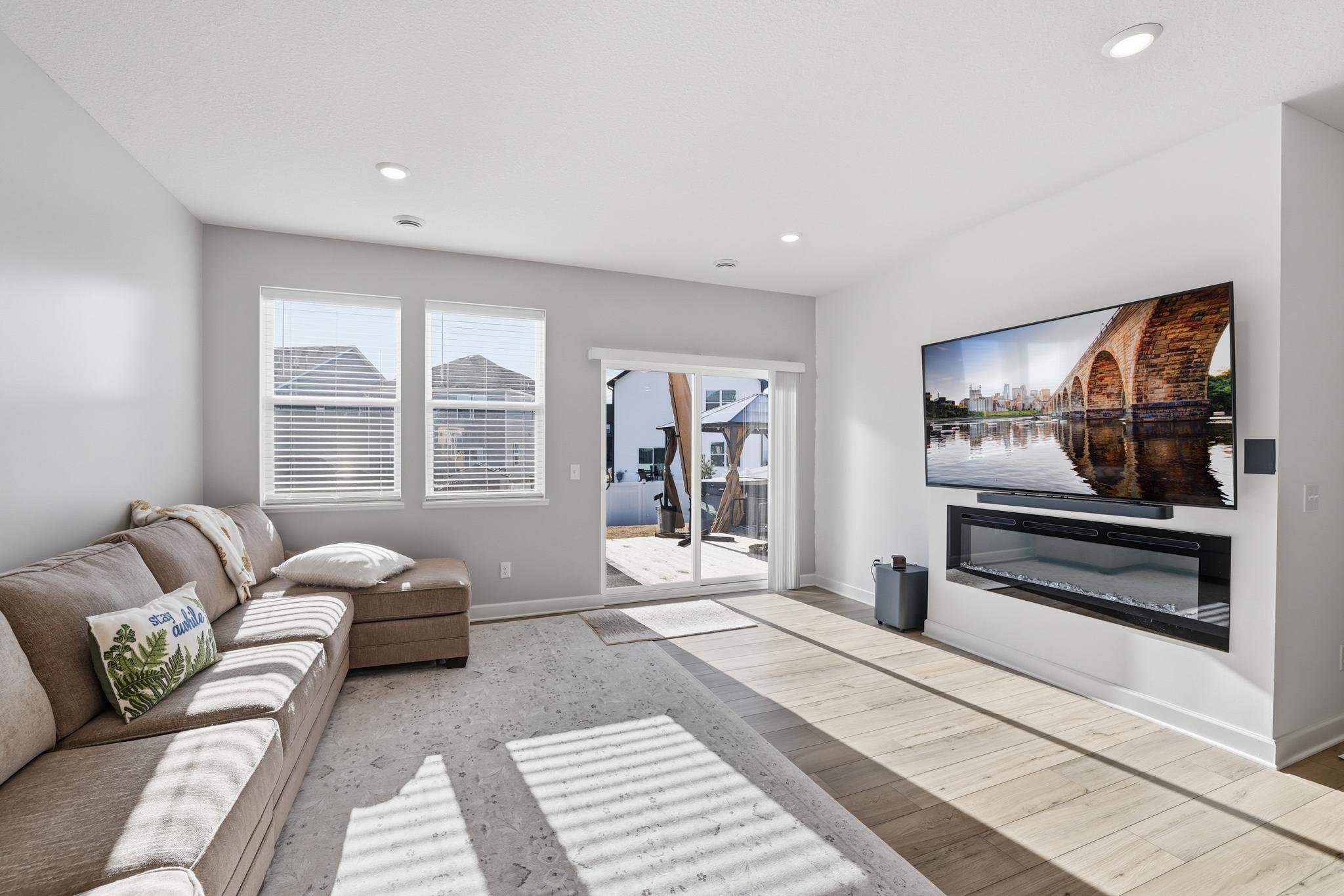 10644 Hinton Avenue South Cottage Grove, MN 55016 - Photo 10 of 25