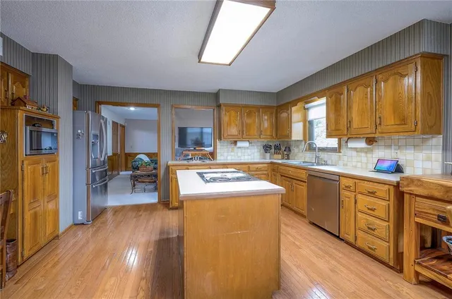 $525,000 | 12221 Wedd Street, Overland Park, KS 66213