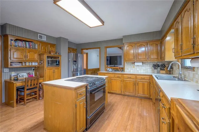 $525,000 | 12221 Wedd Street, Overland Park, KS 66213