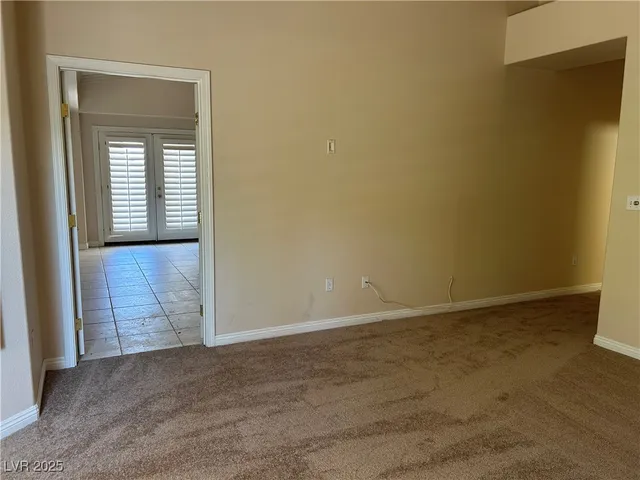 $2,350 | 10041 Woodhouse Drive, Las Vegas, NV 89134