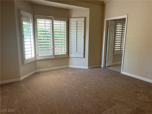 $2,350 | 10041 Woodhouse Drive, Las Vegas, NV 89134