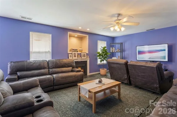 $479,900 | 11220 Walland Lane, Charlotte, NC 28273