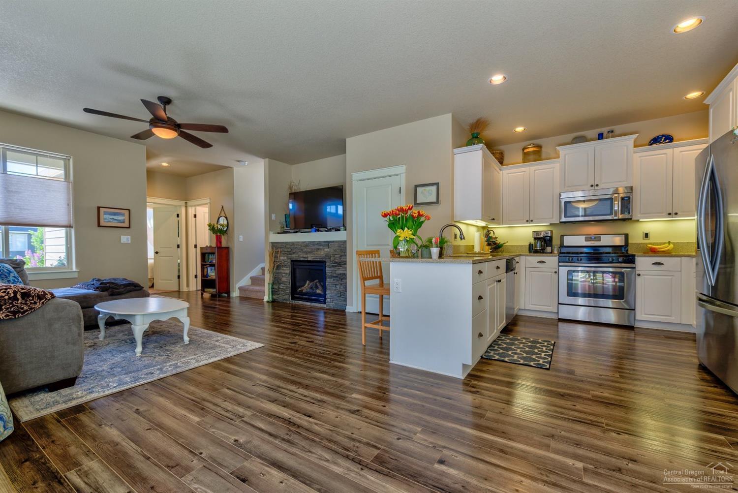 3396 Southwest 28th Street Redmond, OR 97756 - Photo 4 of 19 Additional Photo