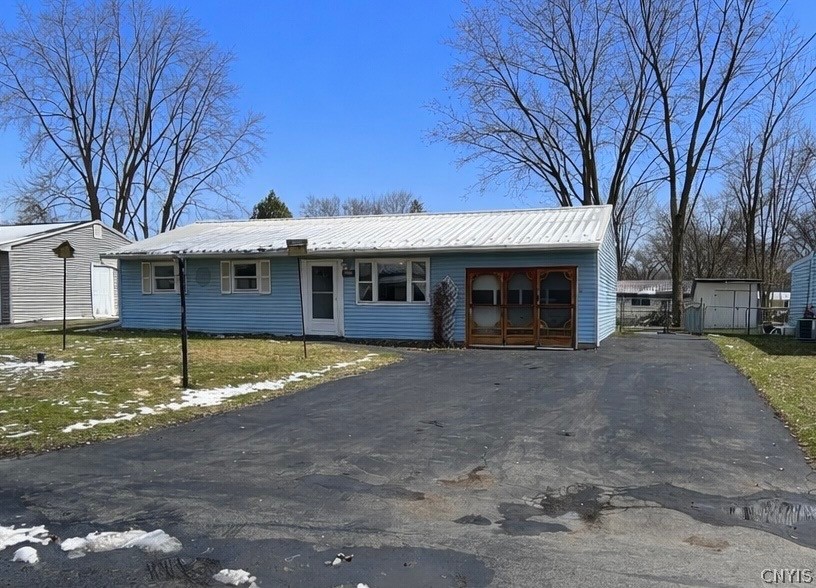 7957 Rinaldo Boulevard East Cicero, NY 13030 - Photo 1 of 21