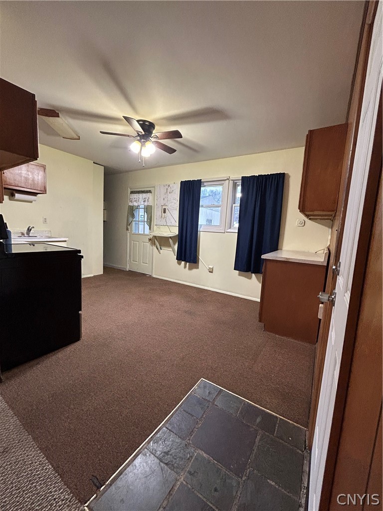 7957 Rinaldo Boulevard East Cicero, NY 13030 - Photo 4 of 21 kitchen