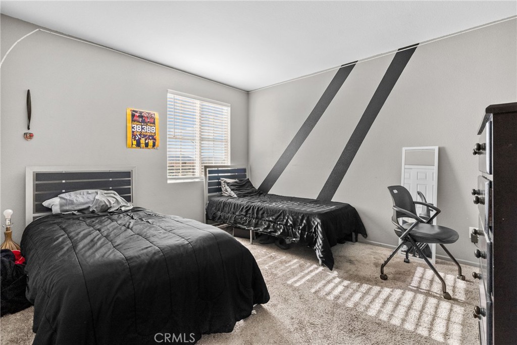 6949 Beale Road Palmdale, CA 93552 - Photo 19 of 32