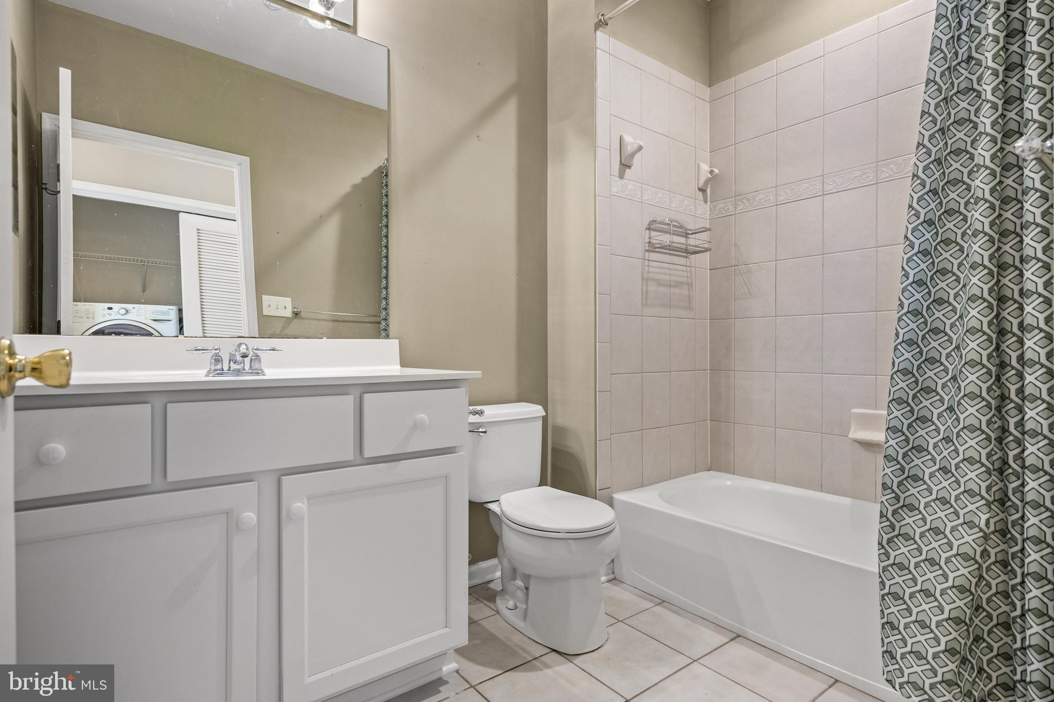 5 River Lane Delanco, NJ 08075 - Photo 15 of 26 a bathroom with a sink a toilet and shower