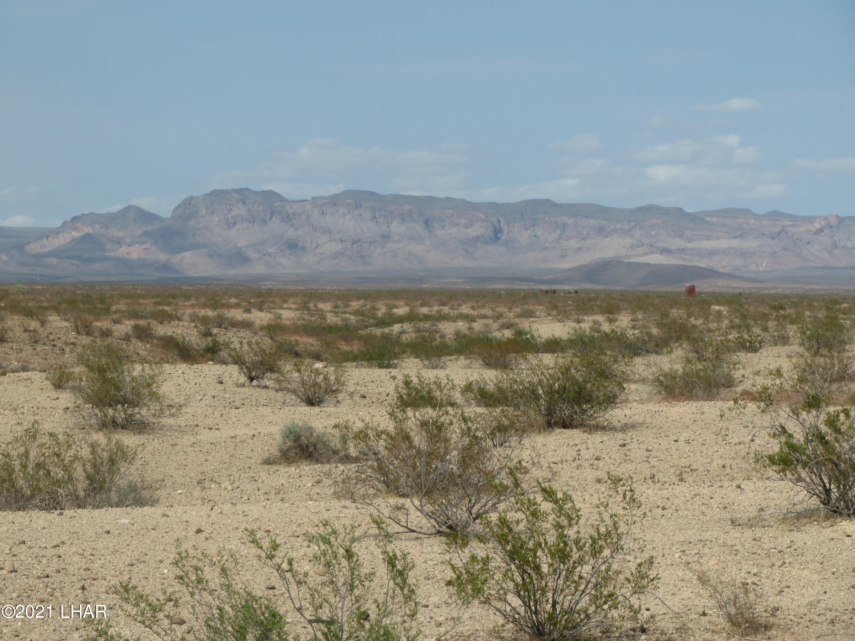 2 Off Of Polaris Road Golden Valley, AZ 86413 - Photo 3 of 10 Mountain views from property area.
