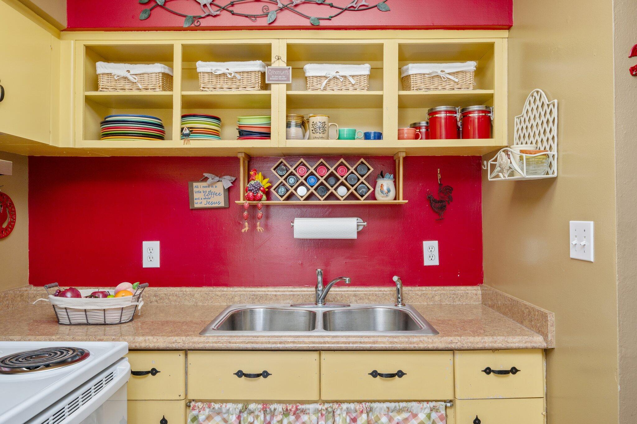 611 Shrewsbury Road Mary Esther, FL 32569 - Photo 12 of 36 a bathroom with a sink and a mirror