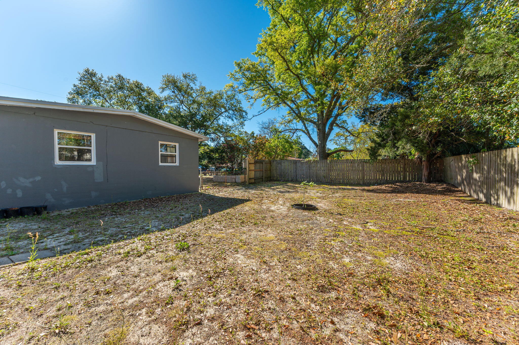 611 Shrewsbury Road Mary Esther, FL 32569 - Photo 28 of 36 a view of backyard of a house