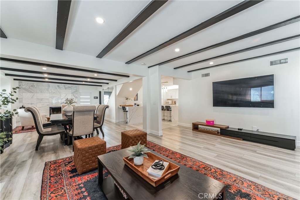 21366 Rios Street Woodland Hills, CA 91364 - Photo 23 of 25