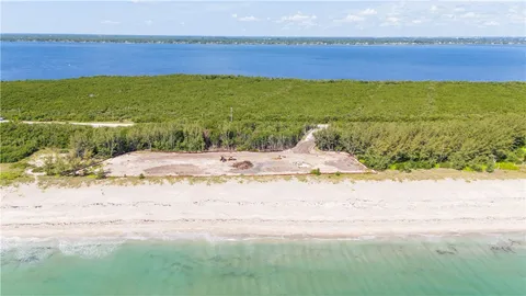 $1,900,000 | Lot 6 South Ocean Drive, Hutchinson Island, FL 34949