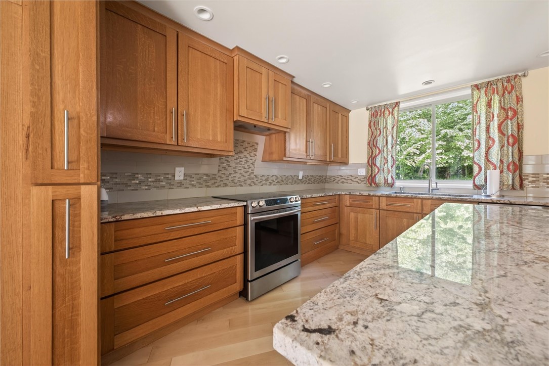 7121 Pittsford Palmyra Road Perinton, NY 14450 - Photo 38 of 49