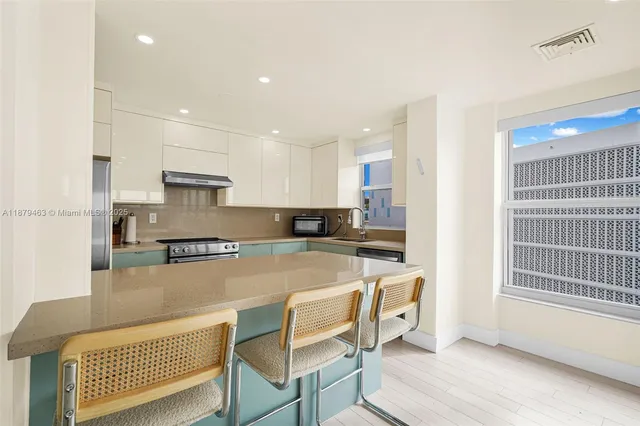 $935,000 | 9100 West Bay Harbor Drive, Unit 8A, Bay Harbor Islands, FL 33154