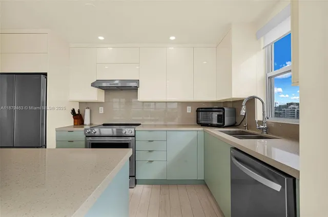 $935,000 | 9100 West Bay Harbor Drive, Unit 8A, Bay Harbor Islands, FL 33154