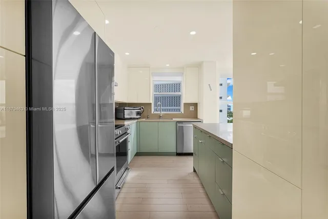 $935,000 | 9100 West Bay Harbor Drive, Unit 8A, Bay Harbor Islands, FL 33154