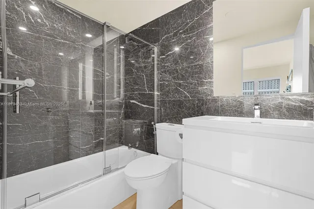 $935,000 | 9100 West Bay Harbor Drive, Unit 8A, Bay Harbor Islands, FL 33154