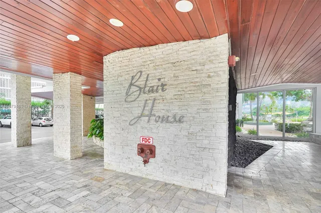 $935,000 | 9100 West Bay Harbor Drive, Unit 8A, Bay Harbor Islands, FL 33154