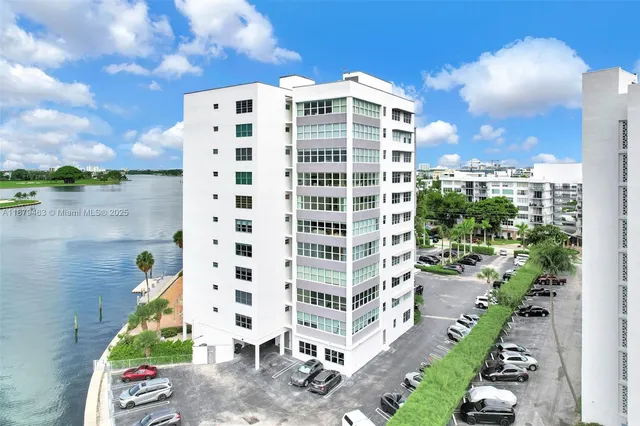 $935,000 | 9100 West Bay Harbor Drive, Unit 8A, Bay Harbor Islands, FL 33154