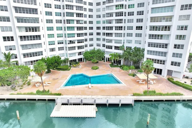 $935,000 | 9100 West Bay Harbor Drive, Unit 8A, Bay Harbor Islands, FL 33154