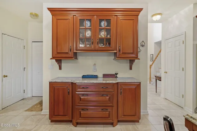 $839,000 | 321 St Ann Drive, Niskayuna, NY 12309