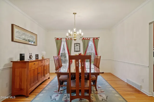 $839,000 | 321 St Ann Drive, Niskayuna, NY 12309