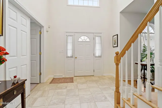 $839,000 | 321 St Ann Drive, Niskayuna, NY 12309