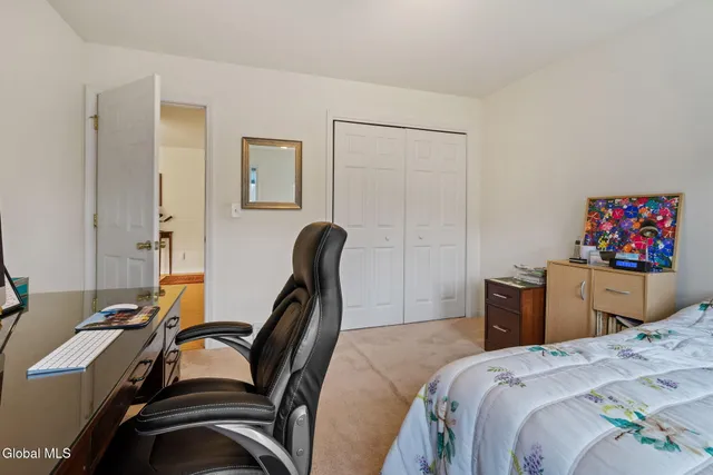 $839,000 | 321 St Ann Drive, Niskayuna, NY 12309