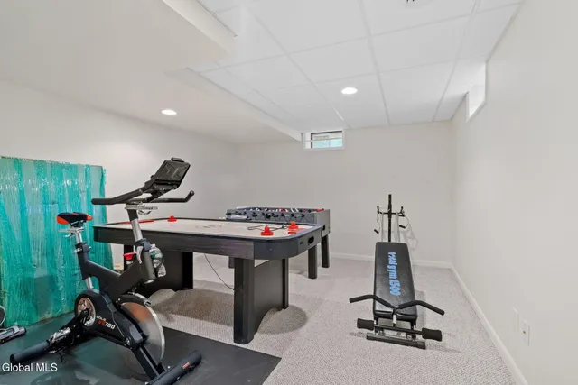 $839,000 | 321 St Ann Drive, Niskayuna, NY 12309