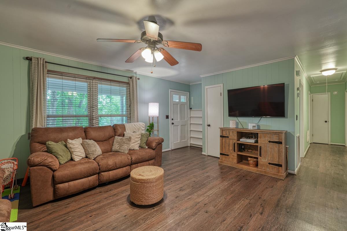 612 Ambler School Road Pickens, SC 29671 - Photo 2 of 34