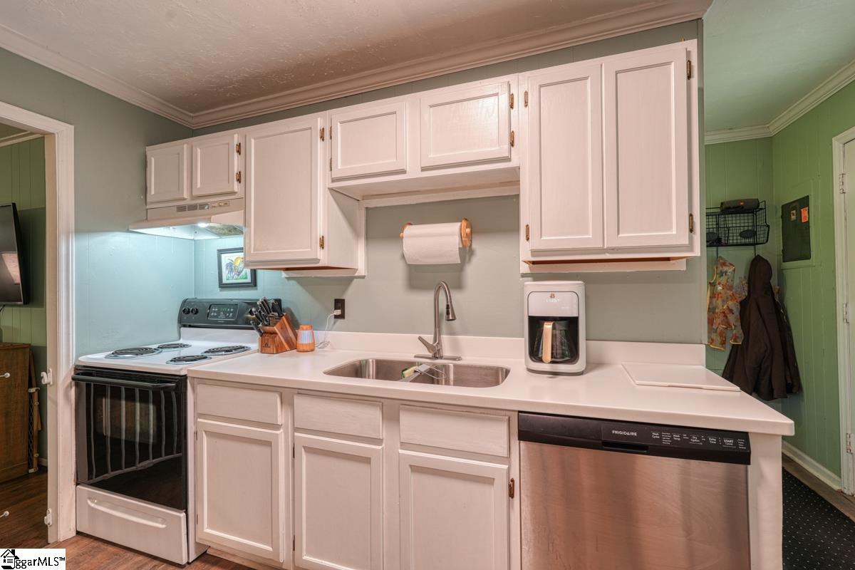 612 Ambler School Road Pickens, SC 29671 - Photo 6 of 34