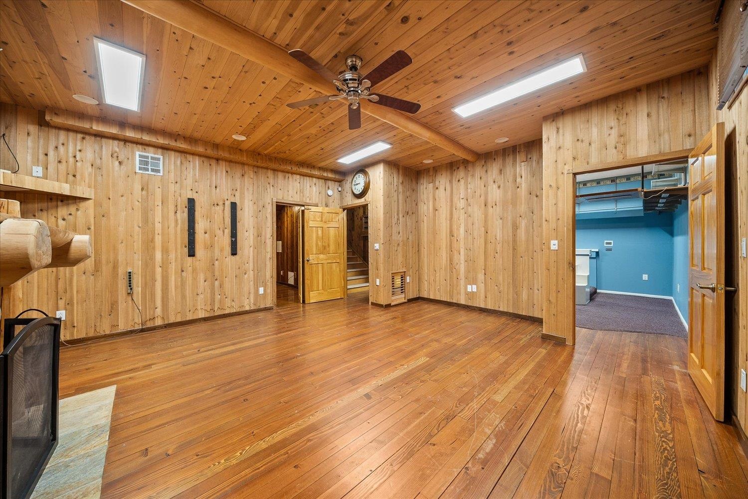 2323 West Olympic Avenue Spokane, WA 99205 - Photo 16 of 28