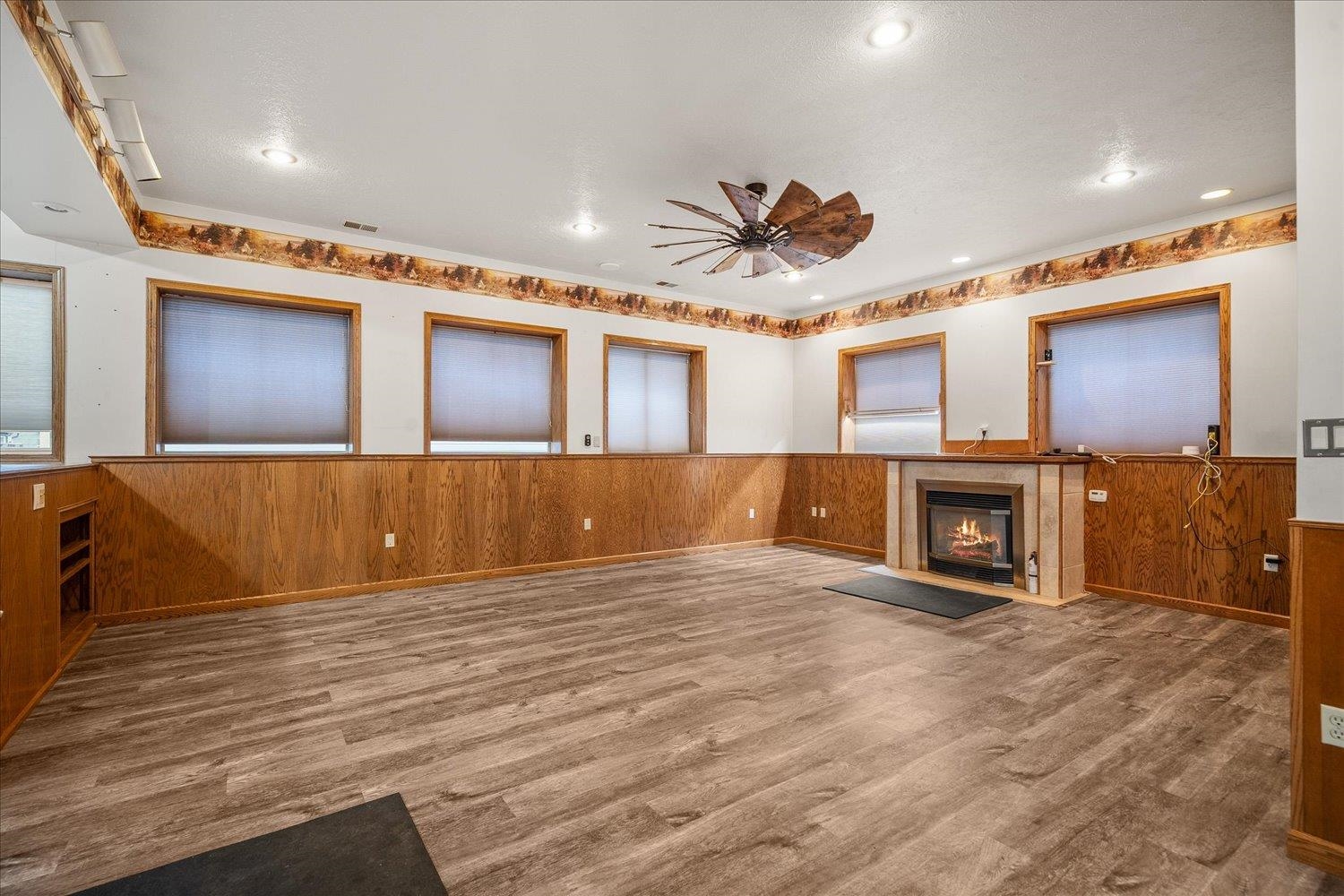 2323 West Olympic Avenue Spokane, WA 99205 - Photo 3 of 28