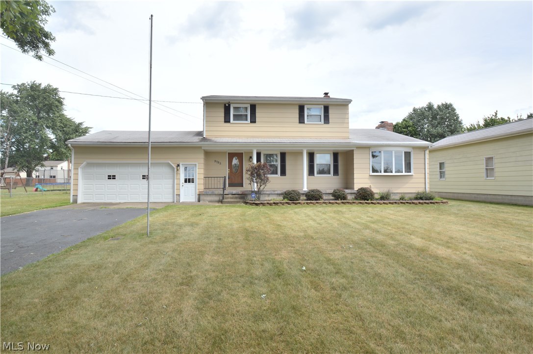9785 Struthers Road New Middletown, OH 44442 - Photo 2 of 20 Gallery Image 2