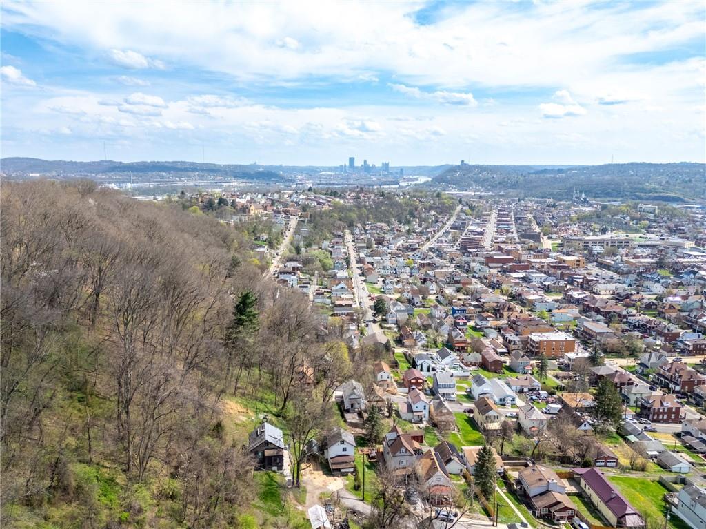 416 Phillips Avenue McKees Rocks, PA 15136 - Photo 45 of 46 an aerial view of multiple house